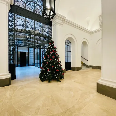 Ad Vatican Luxury - By Ad 4*